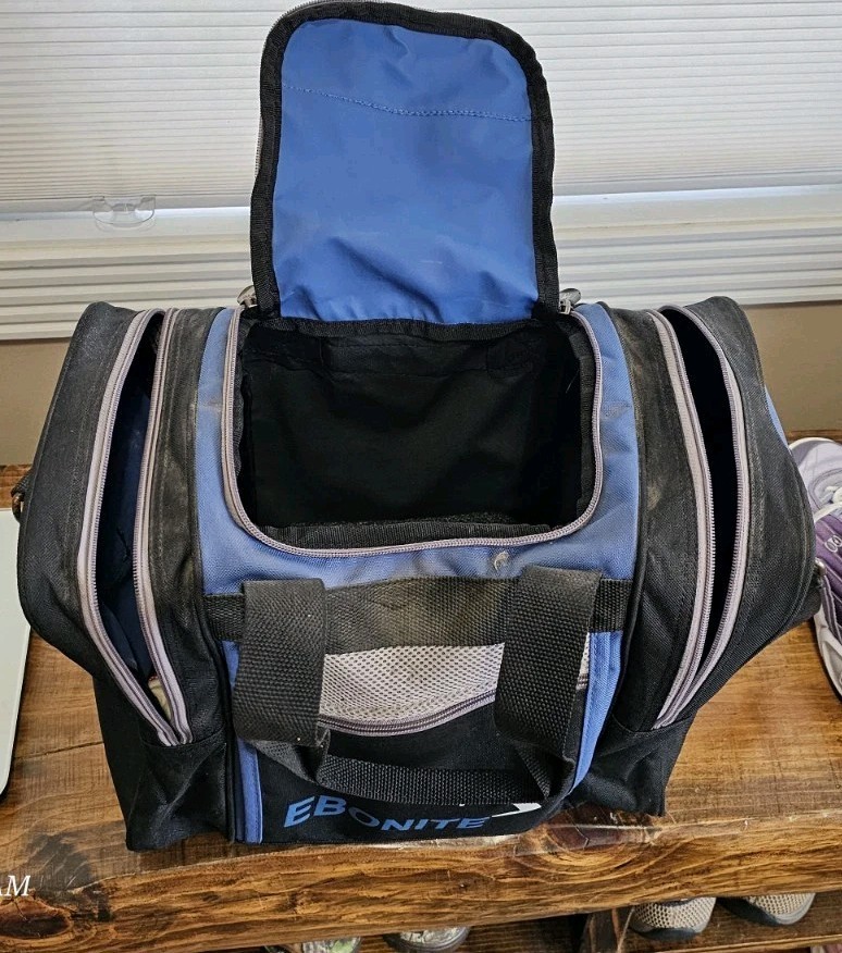 Ebonite Blue/Black Canvas Bowling Bag.