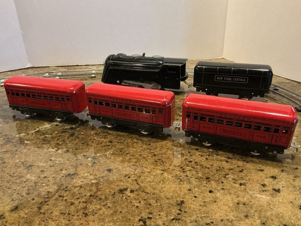 Vintage Marx No. 560 Commodore Vanderbilt Sparkling Mechanical Train Set