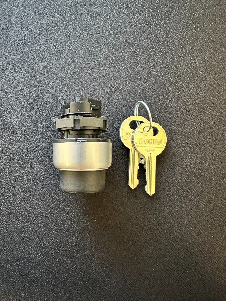 Lovato LPCS320 Selector Switch ***Authorized Lovato Distributor***