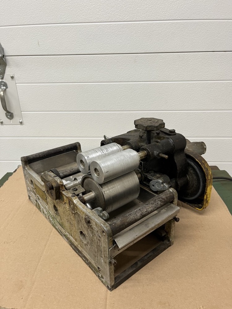 potdevin 4''margin gluer