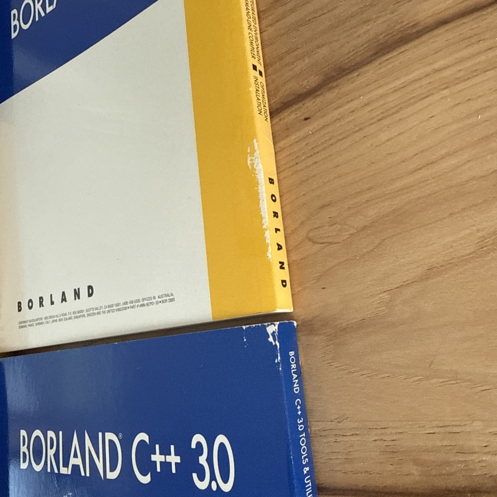 Lot Of 4 Borland C++ 3.0 User Guides Programmer’s Library Reference Tools Guide