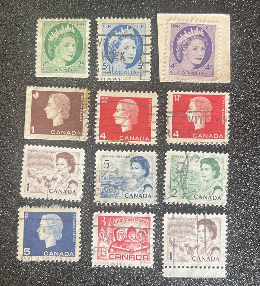 12 Vintage Canada Stamps #006