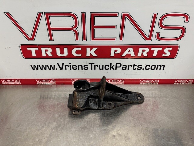 PETERBILT  28-06221 SLEEPER MOUNT