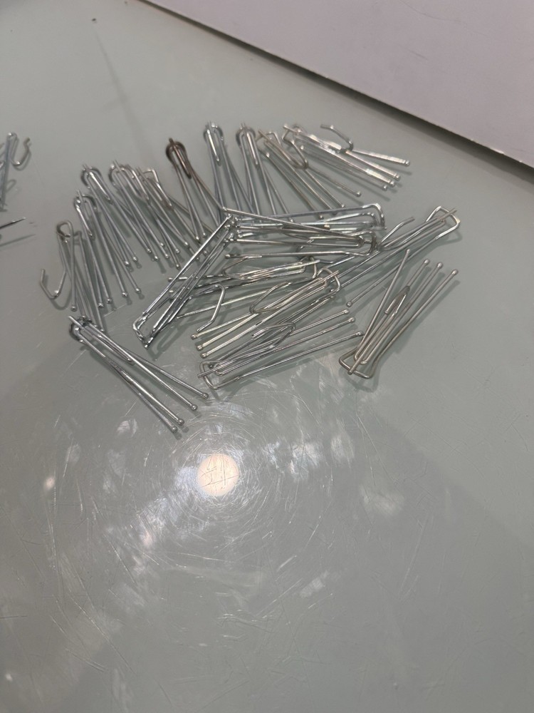 Drapery hook lot