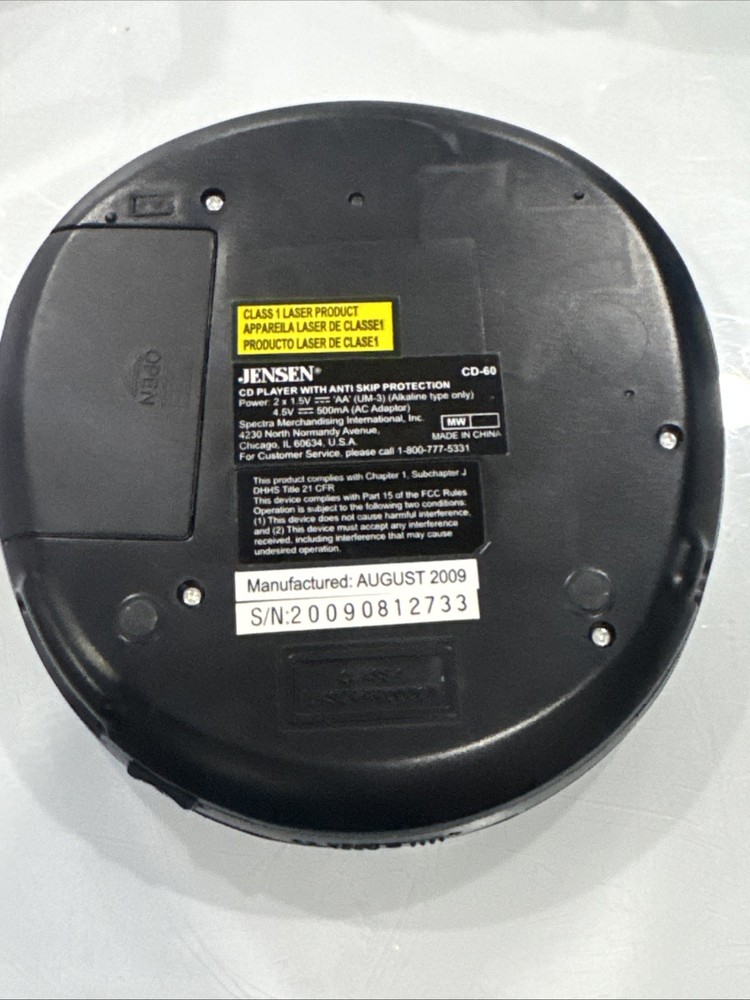 Jensen CD-60C Portable CD Player Silver Black Fully Functional Walkman 2009