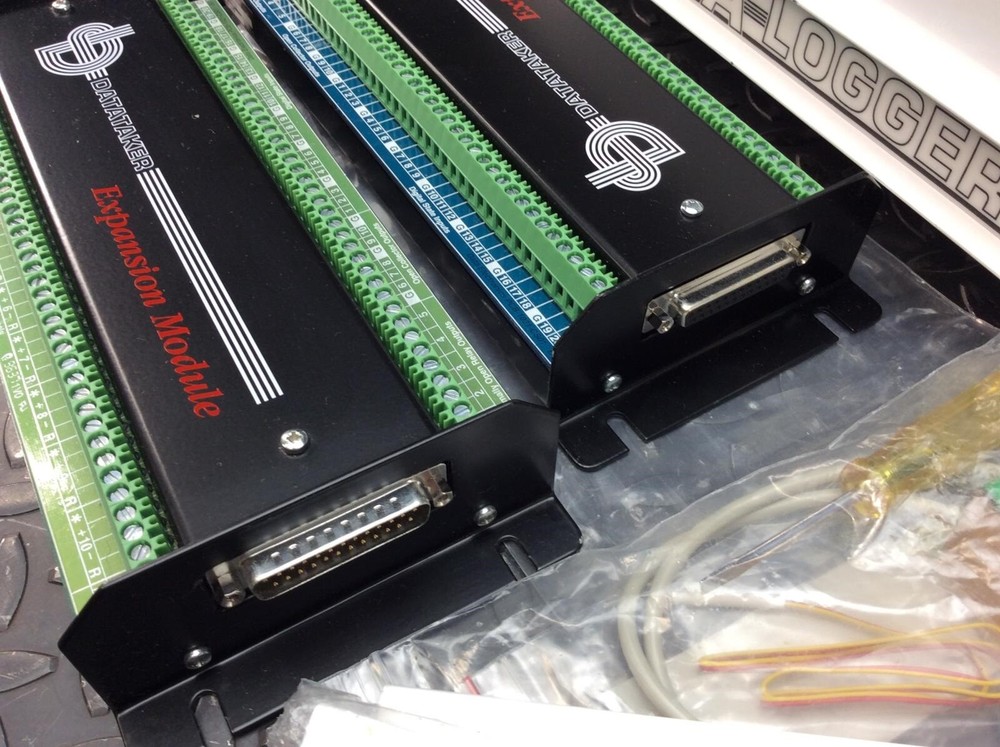 DataTaker 600 w/ 2 x CEM-AD Expansion Module Data Electronics