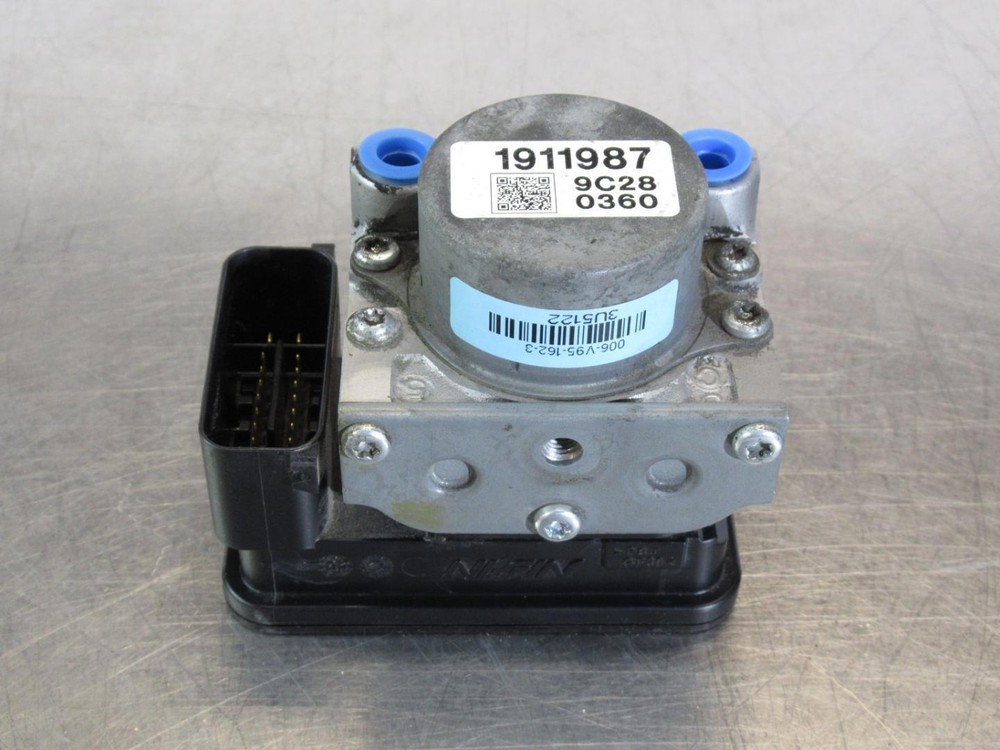 EB1346 2019 19 INDIAN SPRINGFIELD DARK ABS MODULE