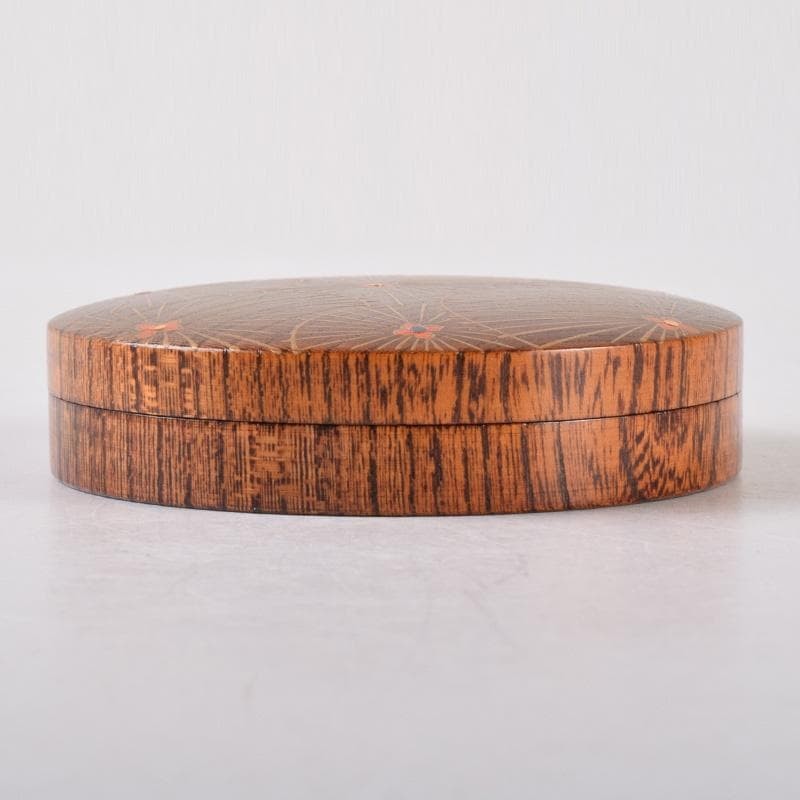 Lacquerware Maki-e Incense Container Japan 1.7cm x 7.2cm