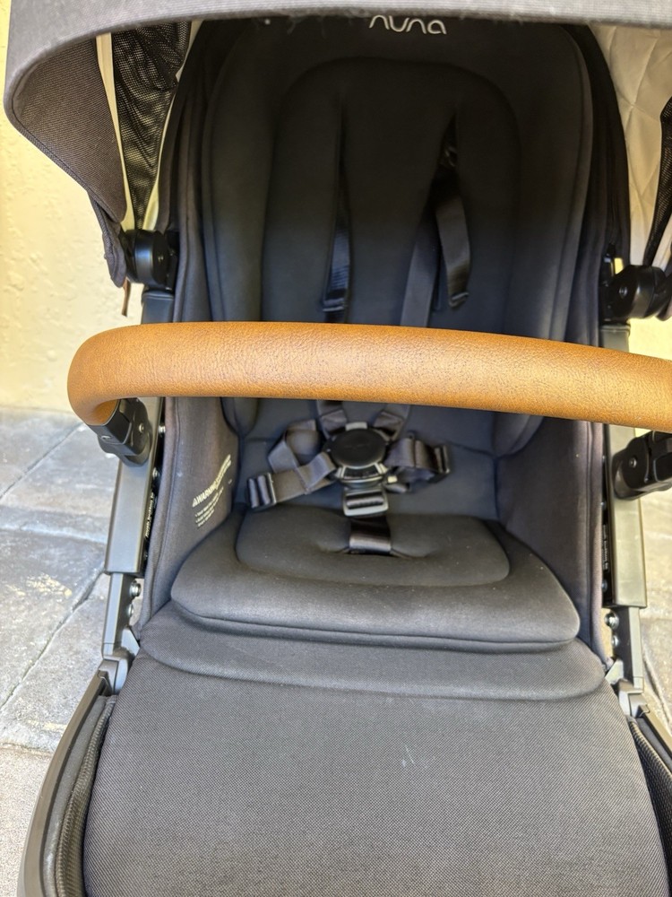 Nuna Demi Next Seat
