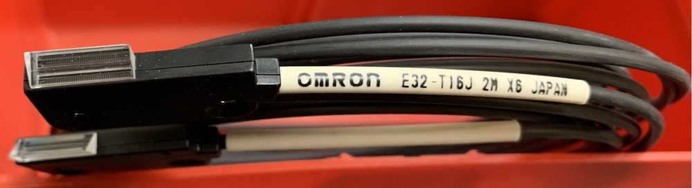 Omron E32-T16J Optical Fiber Sensor
