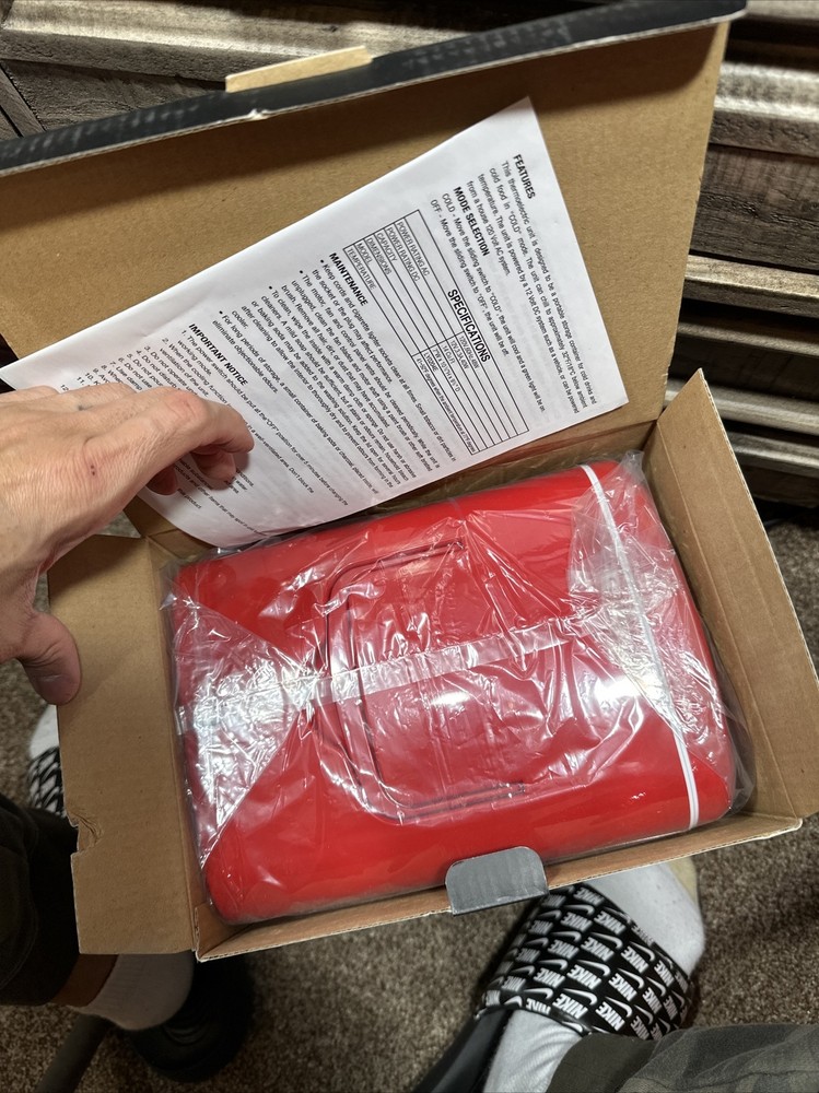 portable mini refrigerator classic style NEW Mint Complete