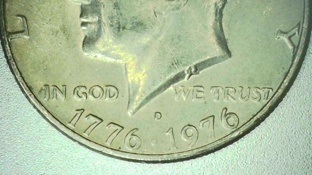 1976D Kennedy Half Dollar Error Coin - Filled "D" Mint Mark Error Obverse - 1221