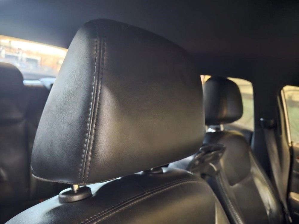 300       2013 Headrest 2393192