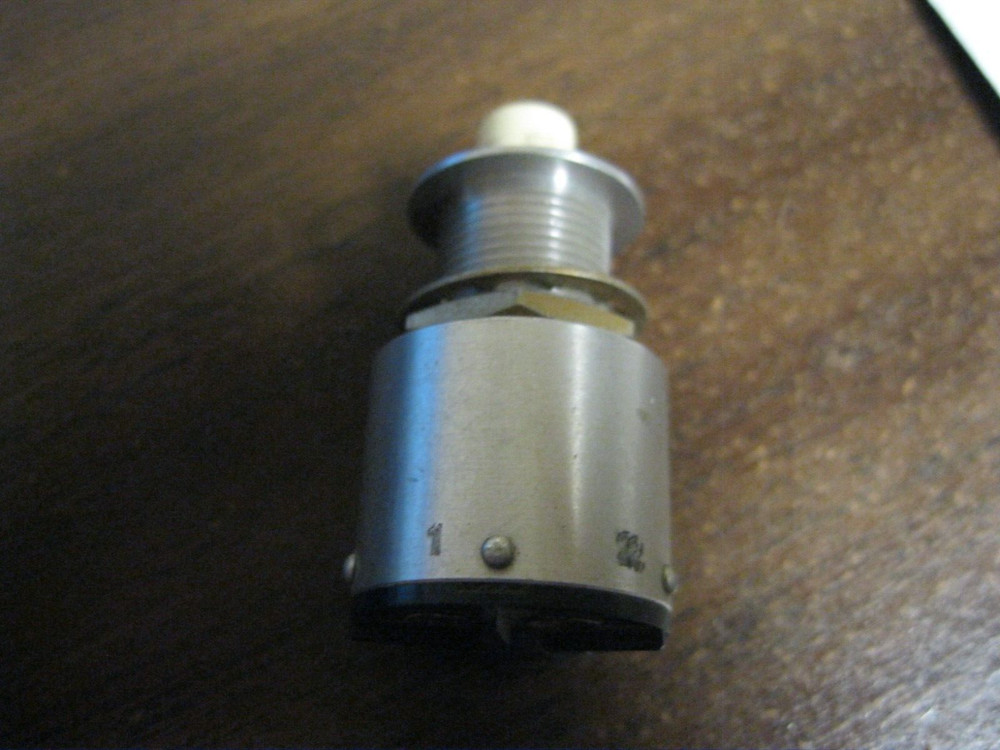 Used WC1465 push Switch CSD 6752