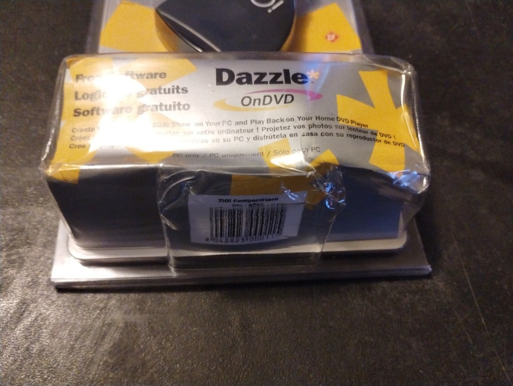 Dazzle CompactFlash Reader/Writer Digital Media Reader Software DM-8500 NEW
