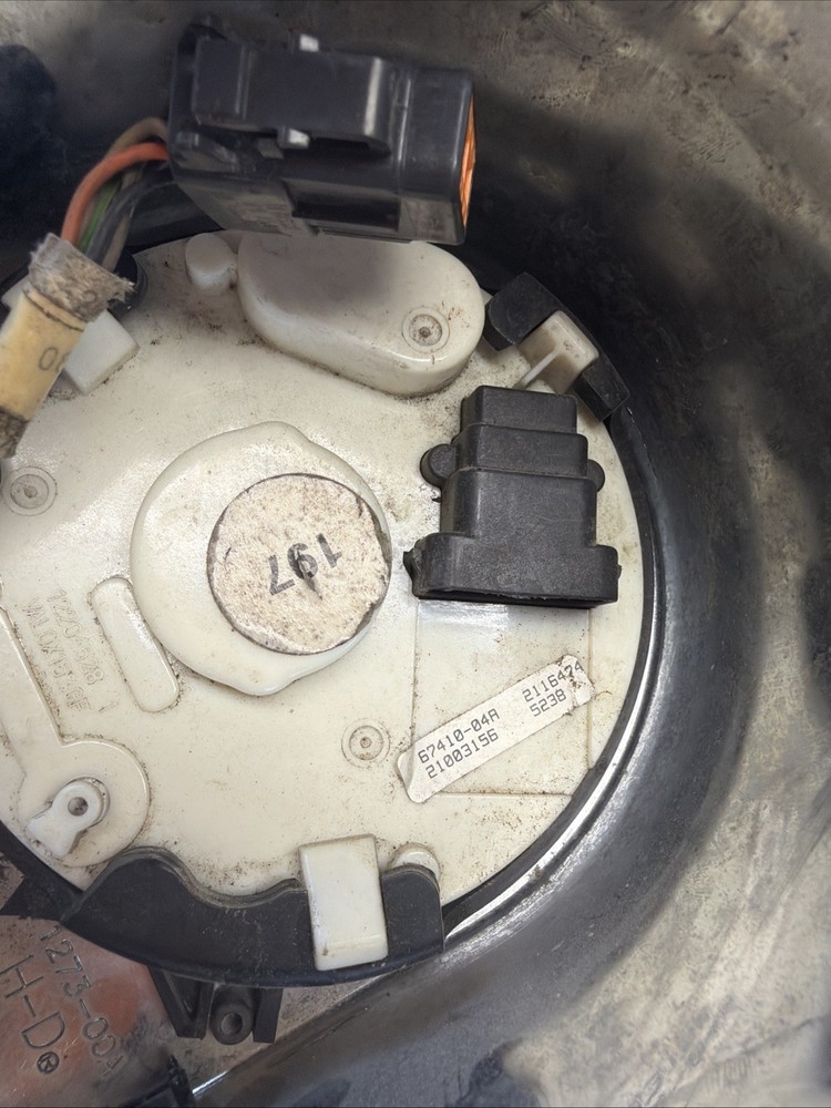 2006 Harley Davidson Heritage Soft Tail Fuel Tank Dash Console Speedometer 48K