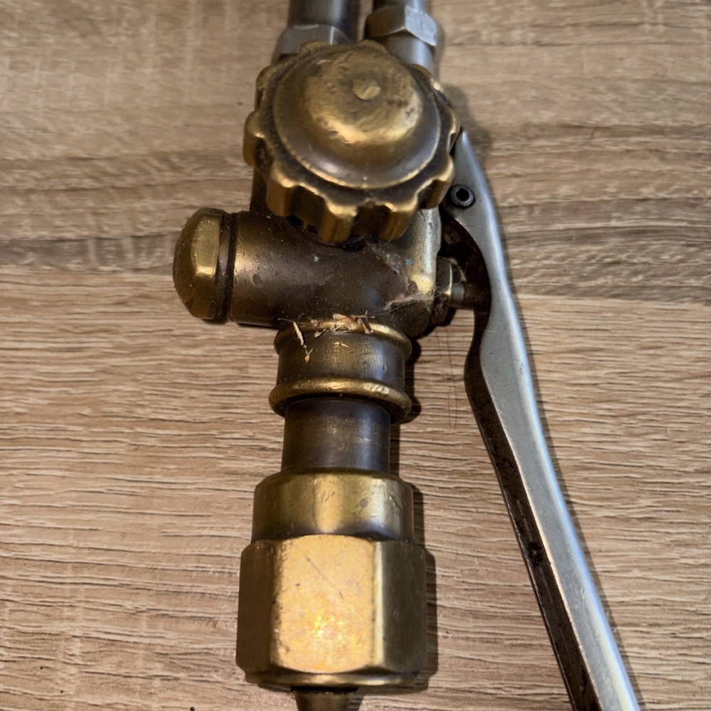 VICTOR WELDING CUTTING TORCH MEDIUM DUTY, Model CA2460