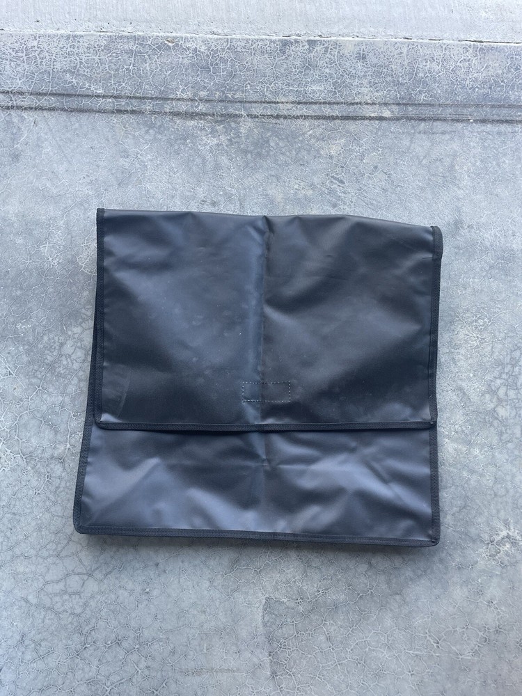 Blanket Bag Stall Front