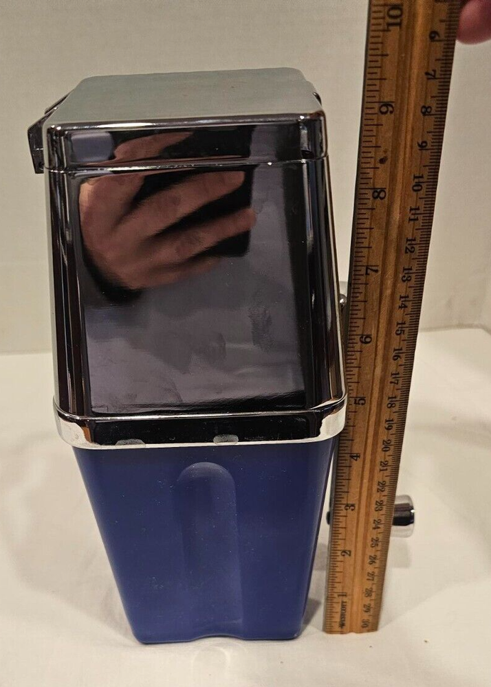 Barware Metrokane Manual Ice Crusher Chrome with Cobalt Blue Base