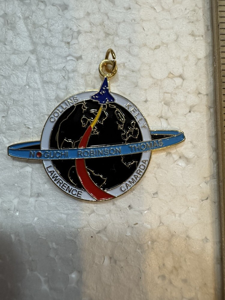 Vintage NASA Space Shuttle Keychain