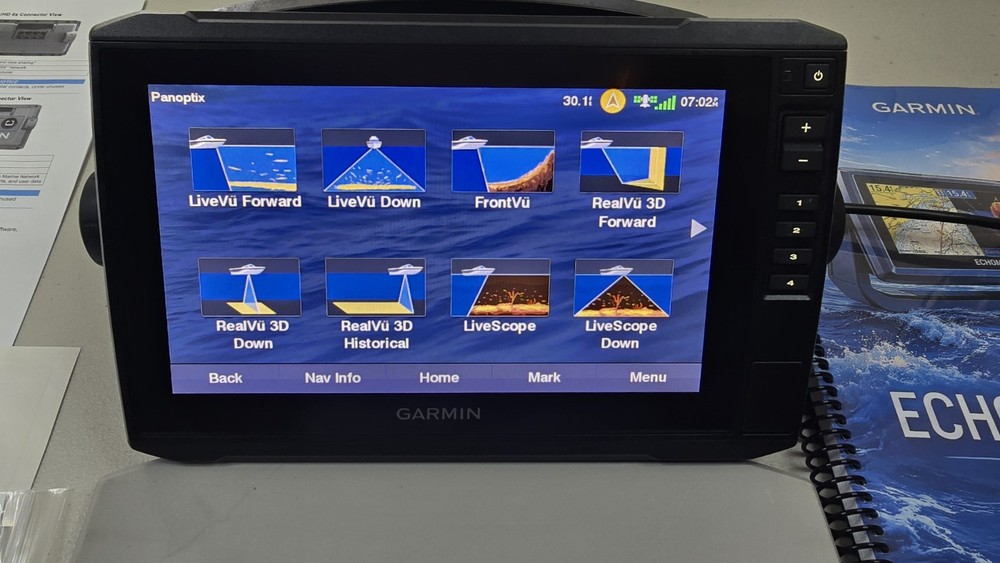Garmin ECHOMAP UHD 94sv Chartplotter/Fishfinder – Excellent Condition – Tested