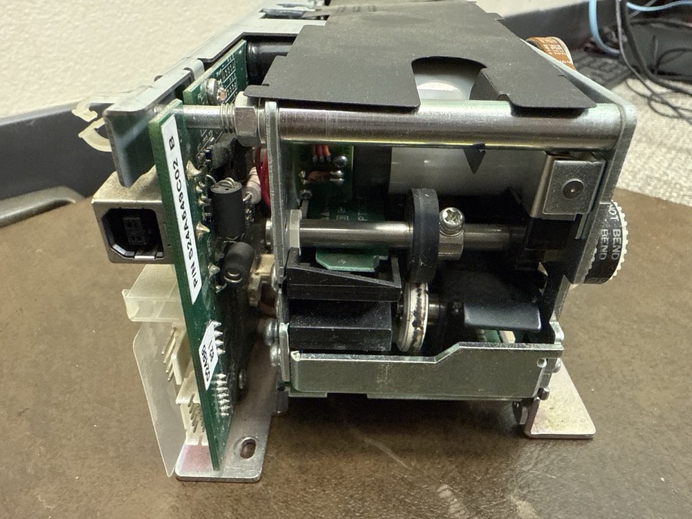 Diebold card reader model MCT1Q8-1R0761