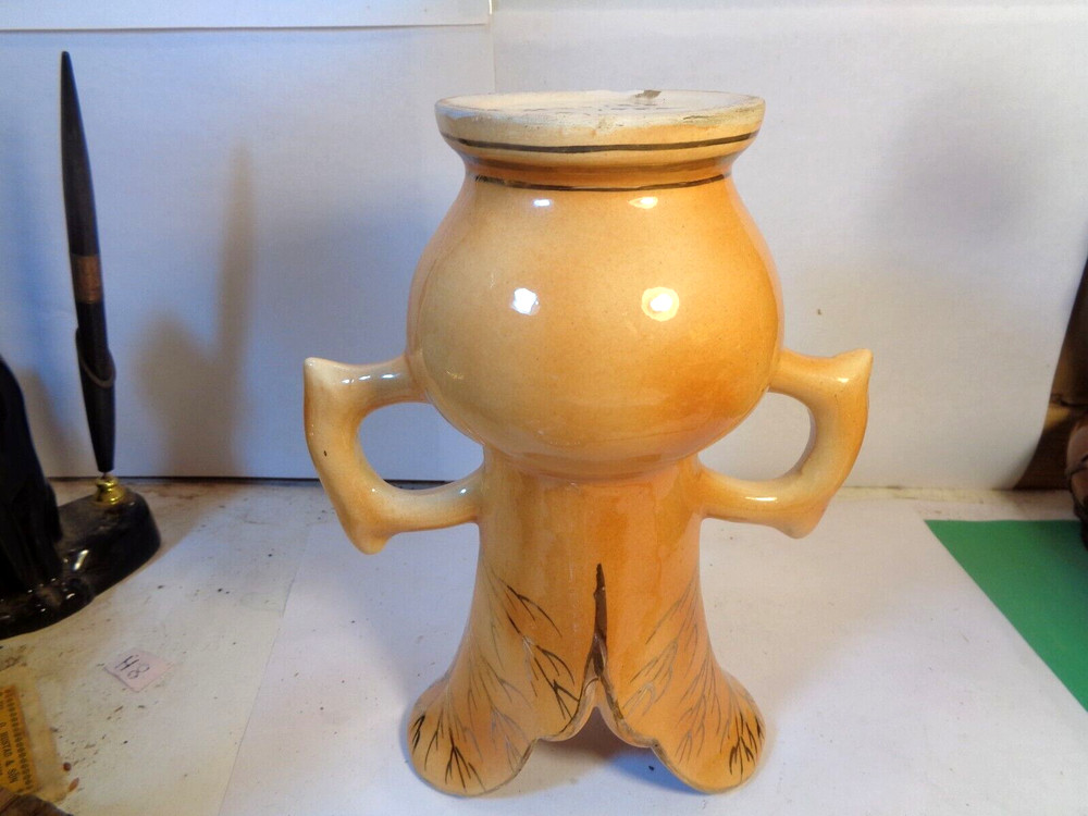 Floral Pattern double Handle 7 3/4: Ceramic Vase, 1982, Mexico (Used)