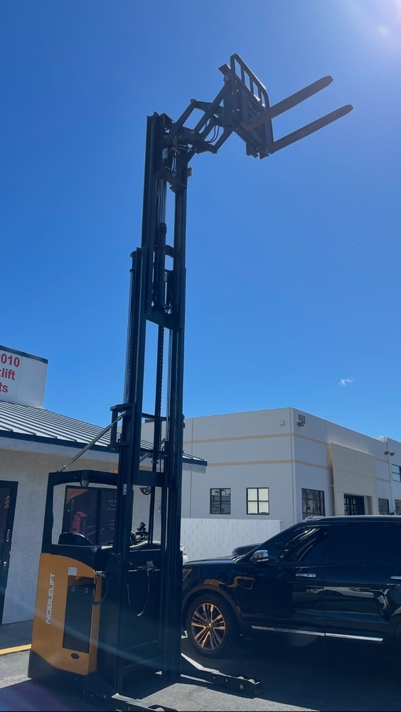 Noblelift Forklift Model RT30DR-236