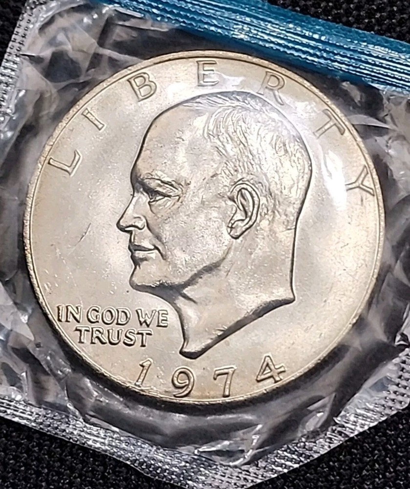 🇺🇲1974,$1-Eisenhower Dollar *UNCIRCULATED*🇺🇲
