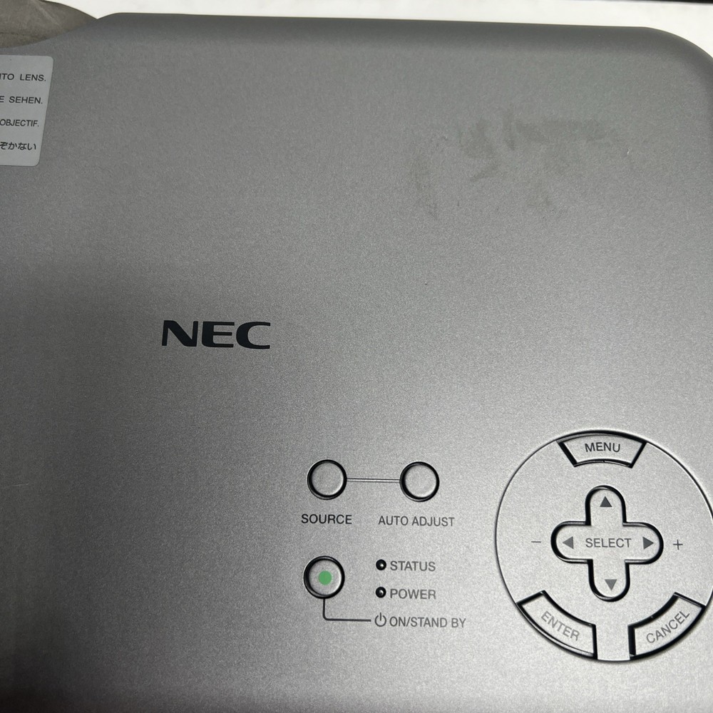 NEC VT45K Video Projector