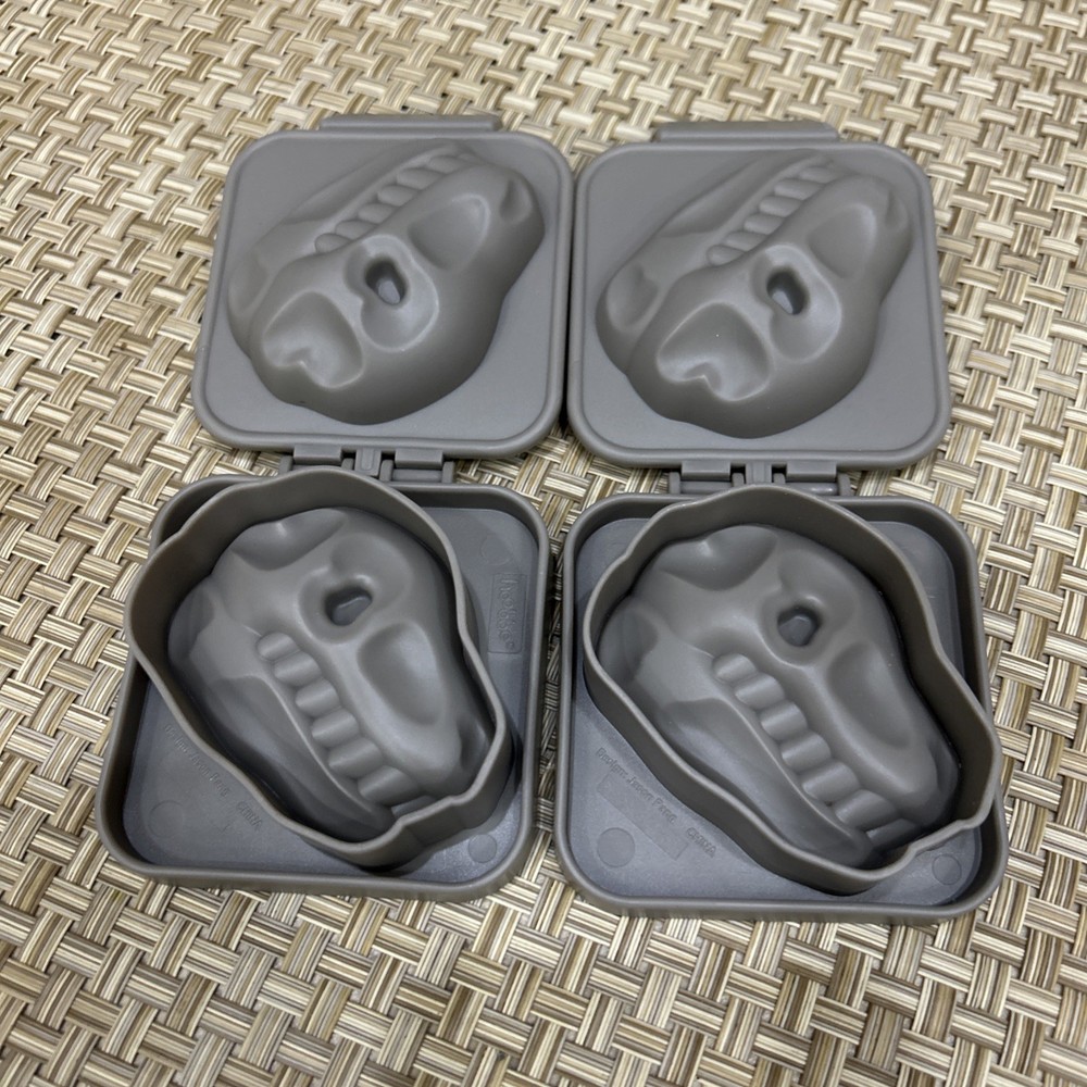 2 Dino MATIC Hard-Boiled Egg Mold, Small