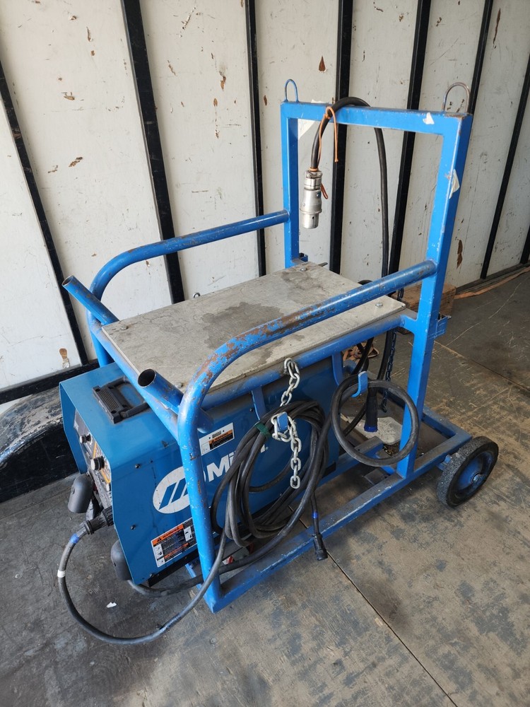 Miller Arc Welder 456 CC/CV DC Inverter