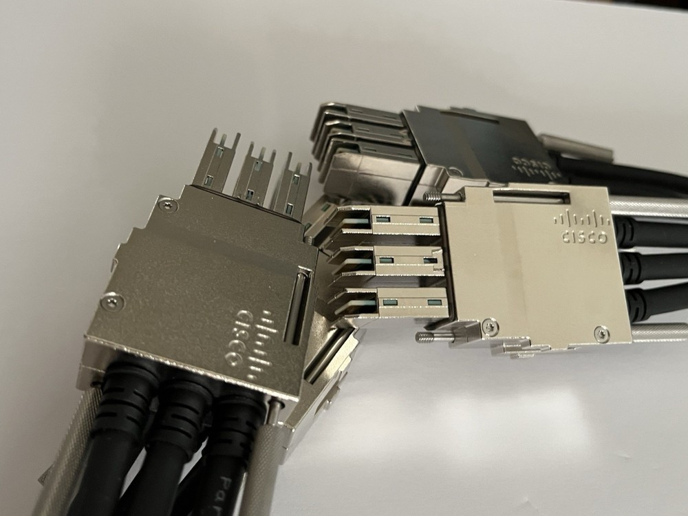 Lot of 2 Cisco STACK-T1-1M StackWise-480 1m Stacking Cable 800-40404-01 UNTESTED