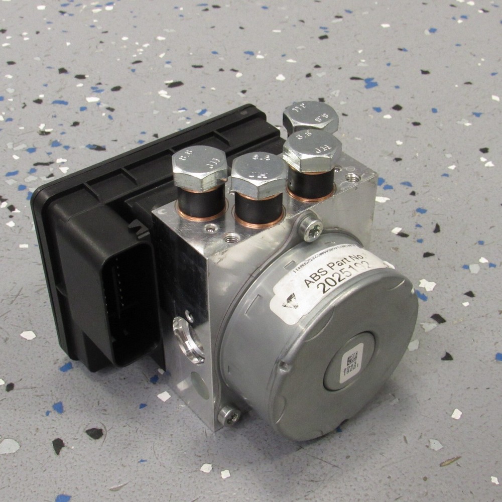 ABS Pump / Modulator / Control Unit *NICE! ~ Triumph Speed Triple 1200RR 1200RS
