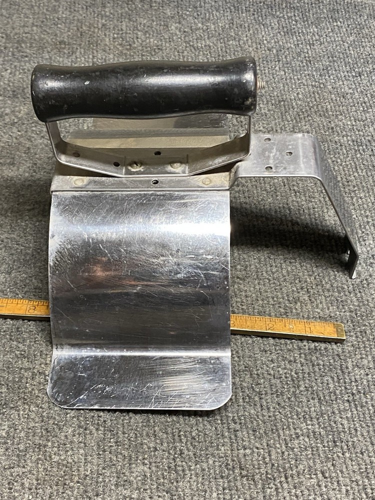 Vintage Coleman Lantern 220 Black Handle Reflector