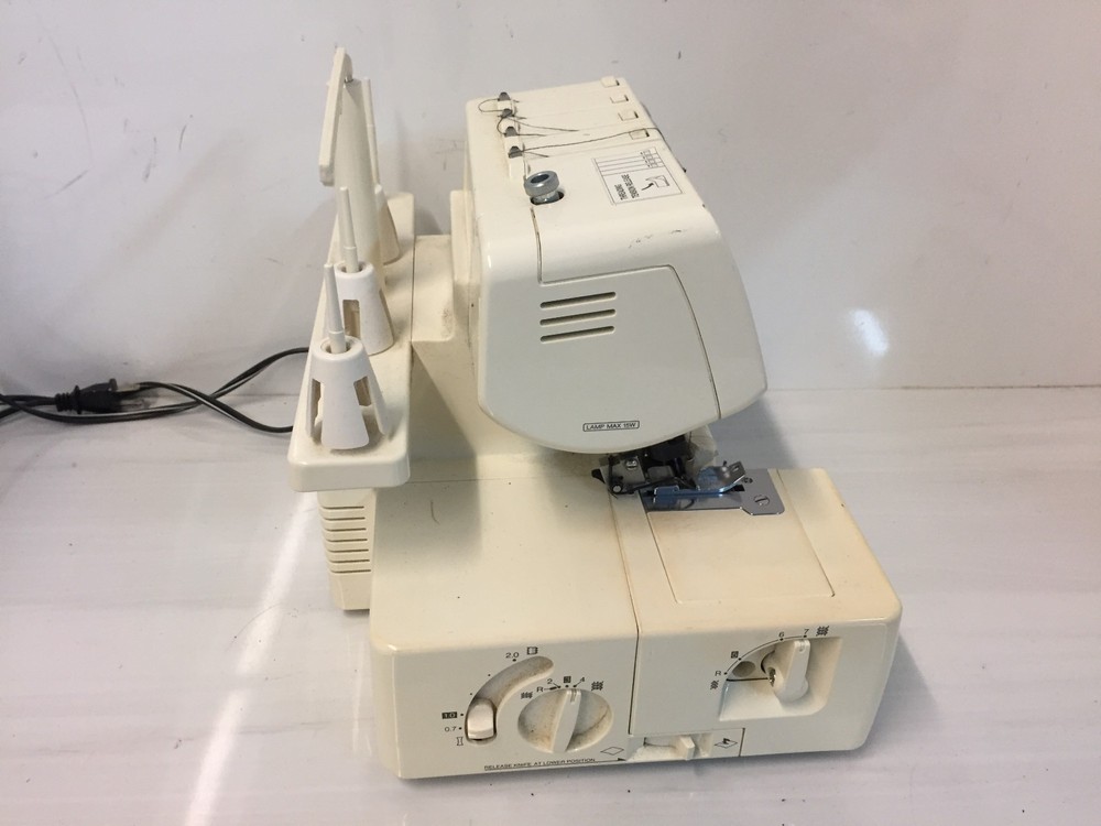 Brother Lock 929D Serger Overlock Machine