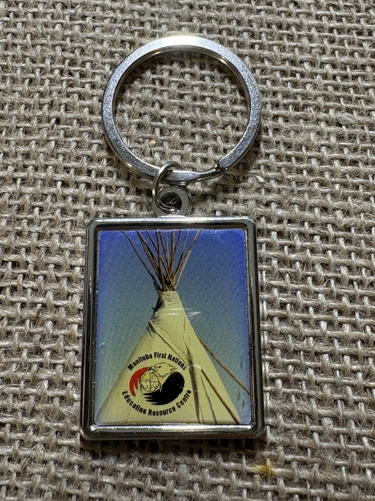 Manitoba First Nations Education Resource Centre Keychain Keyring ***READ