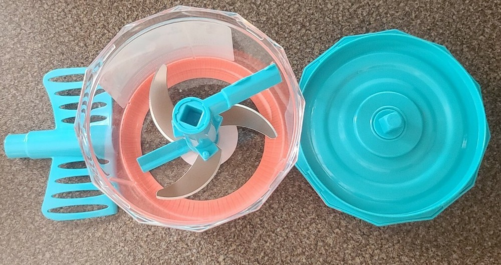 Mainstays ~ 4 Piece ~ "Pull" ~ Food Chopper Container ~ Lid ~ Paddle ~ Blade Set