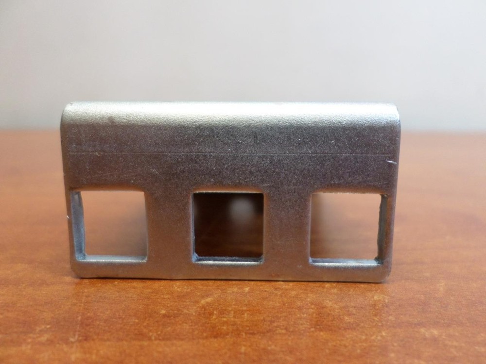 Rack Solutions 1UBRK-100 1U Adapter Bracket (2 bends, 1.00in Deep, No Hardware)