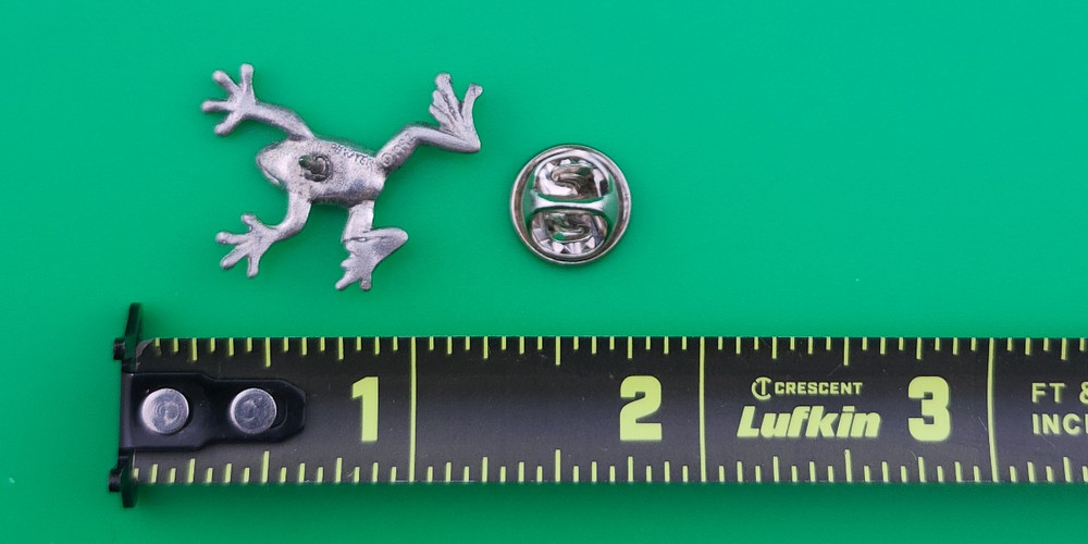 1992 Danforth Signed Frog Pewter Lapel Hat Vest Pin