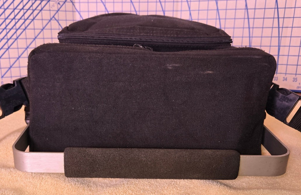 Used AVCOM PSA-37D Portable Spectrum Analyzer – Powers On