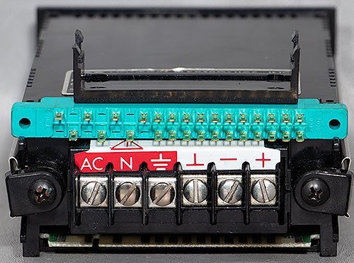 NEW Newport Electronics 237-7-T-D3-D4 ACA~ AC Current Process Panel Meter