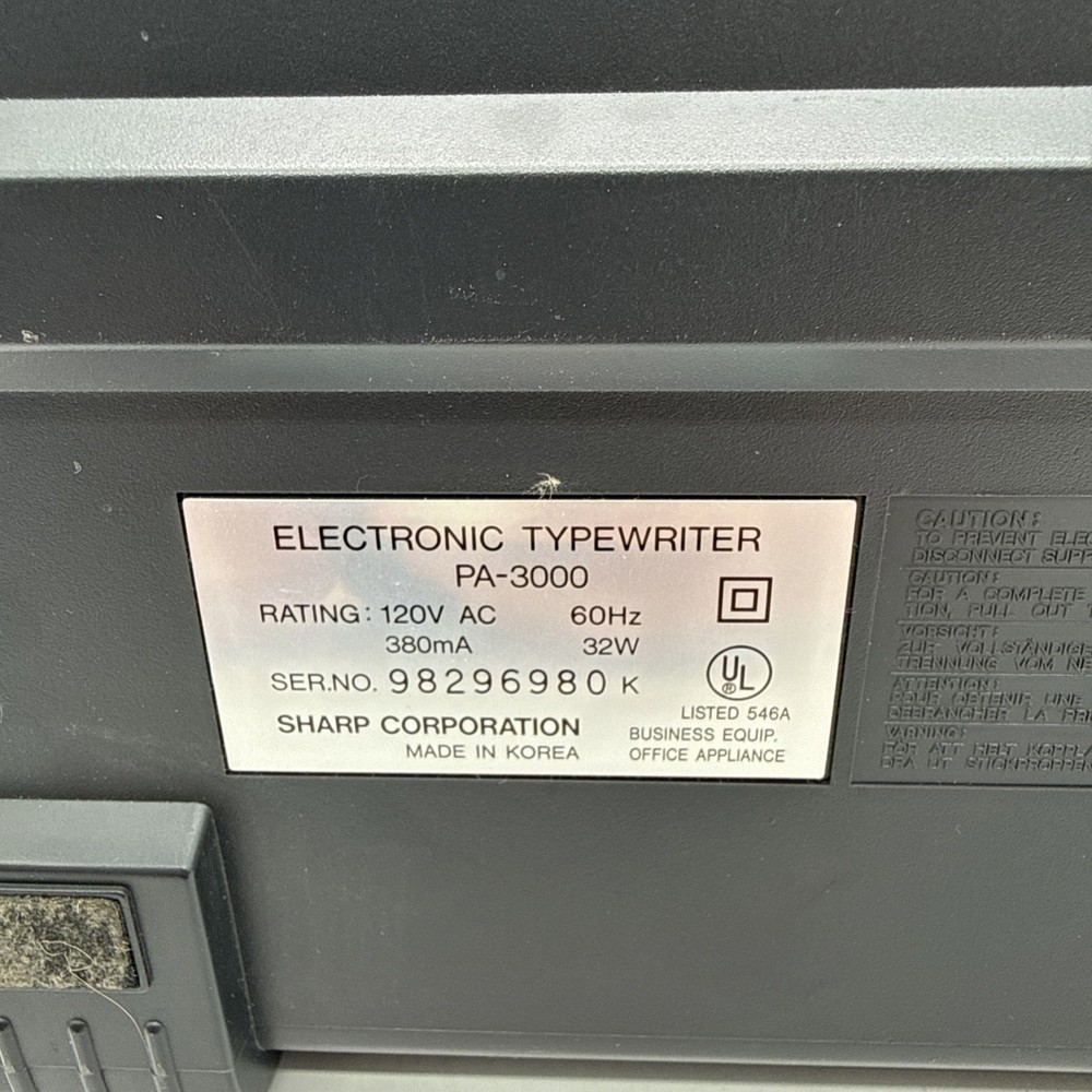 Sharp PA-3000 Portable Electronic Intelliwriter Typewriter w/Manual
