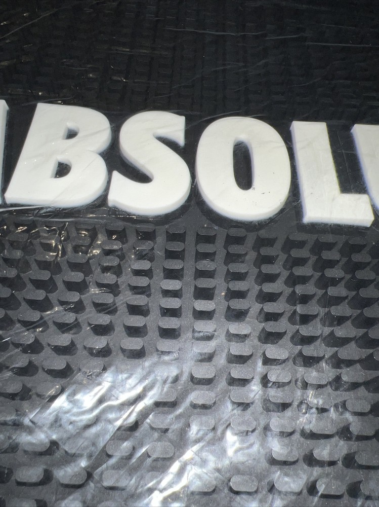 Absolut Black / White Service Bar May