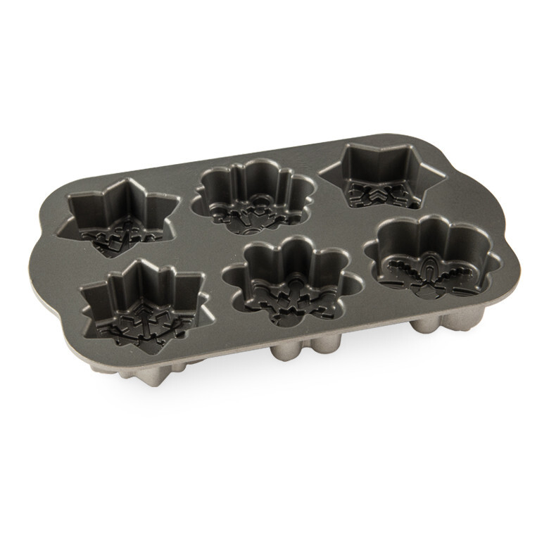 Nordic Ware Frozen Snowflake Cakelet Pan