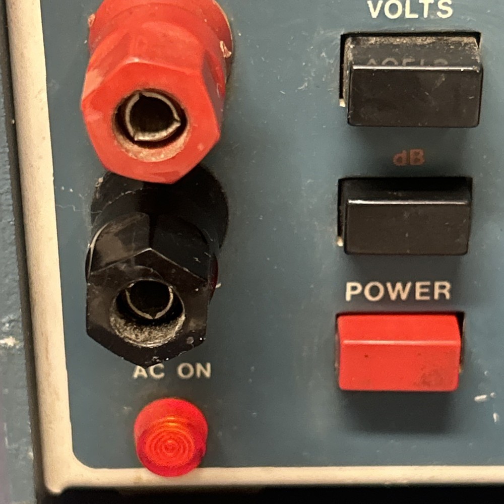 Heathkit IM-5238 AC Voltmeter, BENCH TESTS GOOD, NICE UNIT.