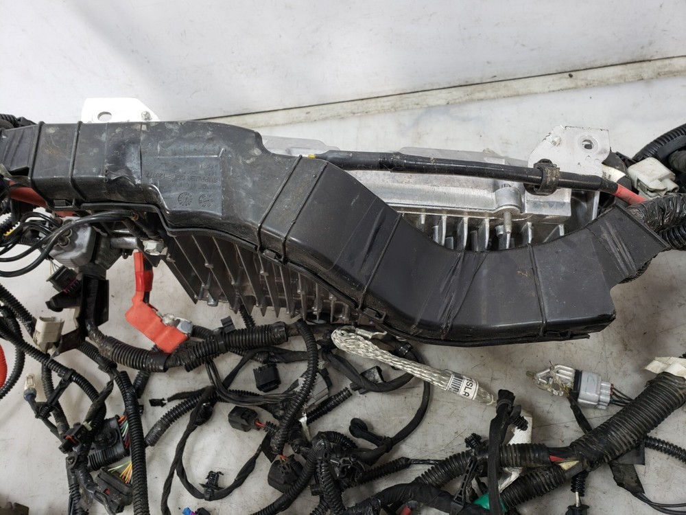 ✅ 17-23 OEM Tesla Model 3 Front Electrical System Control Module W/ Harness