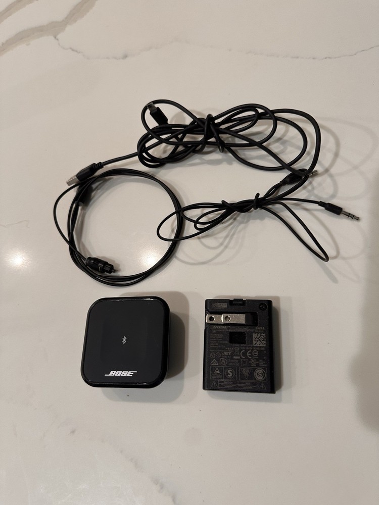 Bose Wireless Bluetooth Audio Adapter, Cables