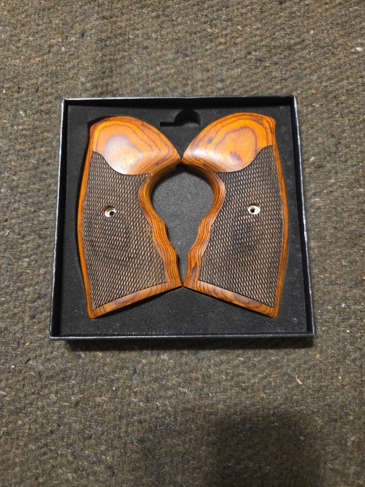 Premium Python Rosewood Laminate Wood Grips