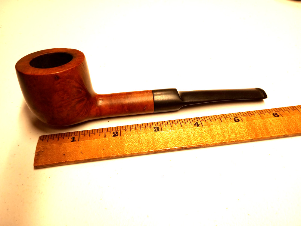 Vintage Unmarked Lovat Body Style Variant Smoking Pipe Saddle Stem Nice Looking!